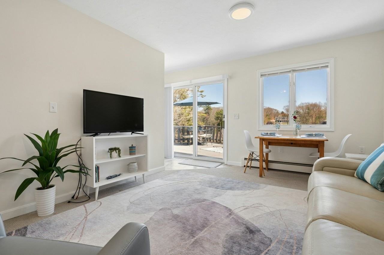 81A Jolicoeur Ave #B - Photo 6 of 20
