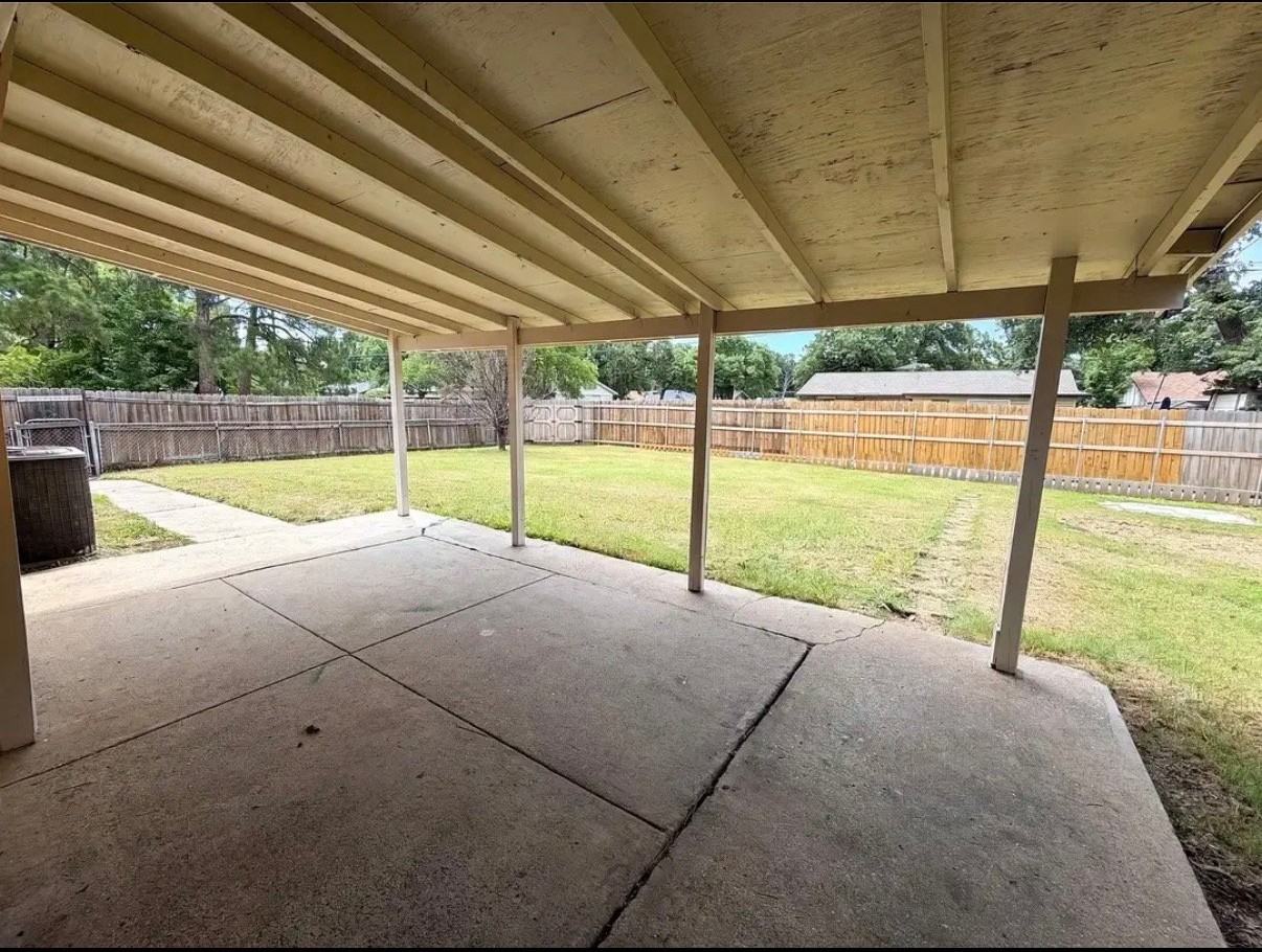 1102 Hillwood Dr - Photo 6 of 11