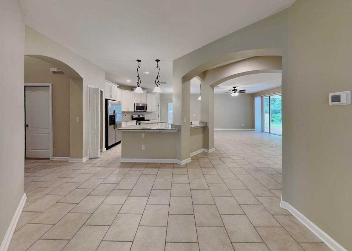237 Tadcaster Ct - Photo 3 of 10