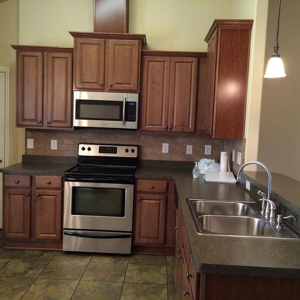 108 Grantham Cir - Photo 3 of 10