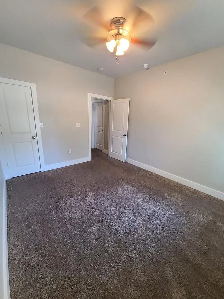 1 Casa Zen Bernard Street - Photo 3 of 8