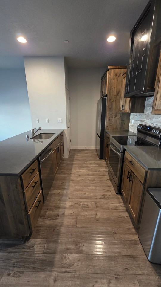 129 N 44th Pl - Photo 4 of 14
