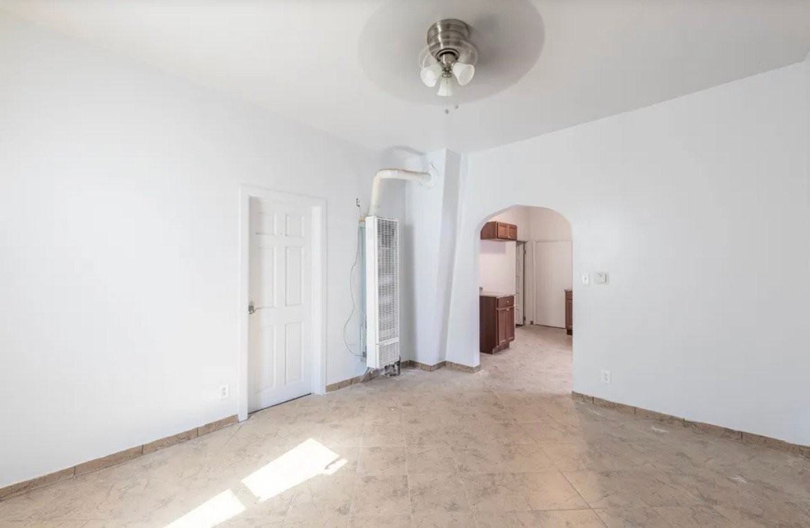 2752 S Kedvale Ave #2R - Photo 2 of 10