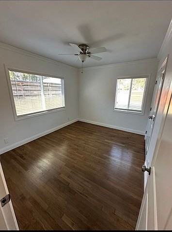 4408 Stevely Ave - Photo 4 of 19