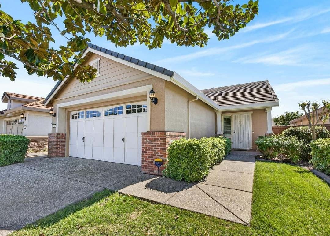 7540 Abbey Cir - Photo 4 of 20