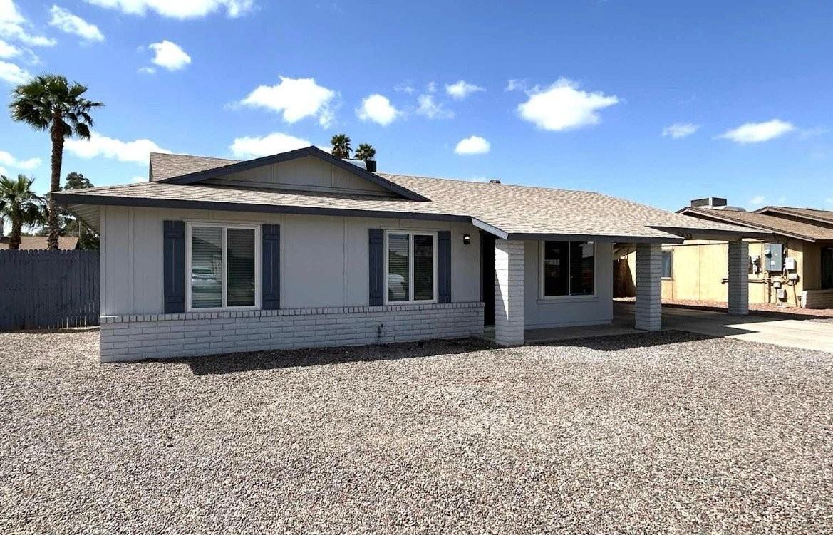 5435 W Altadena Ave - Photo 2 of 11
