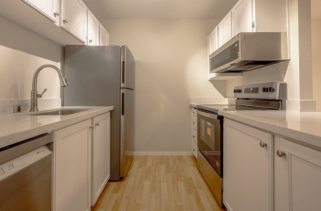12515 Ne 132nd Ct #A302 - Photo 6 of 16