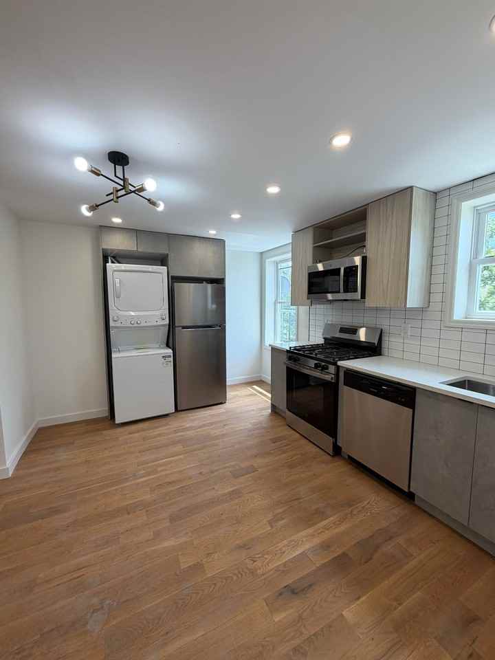 100 Chestnut St #6
