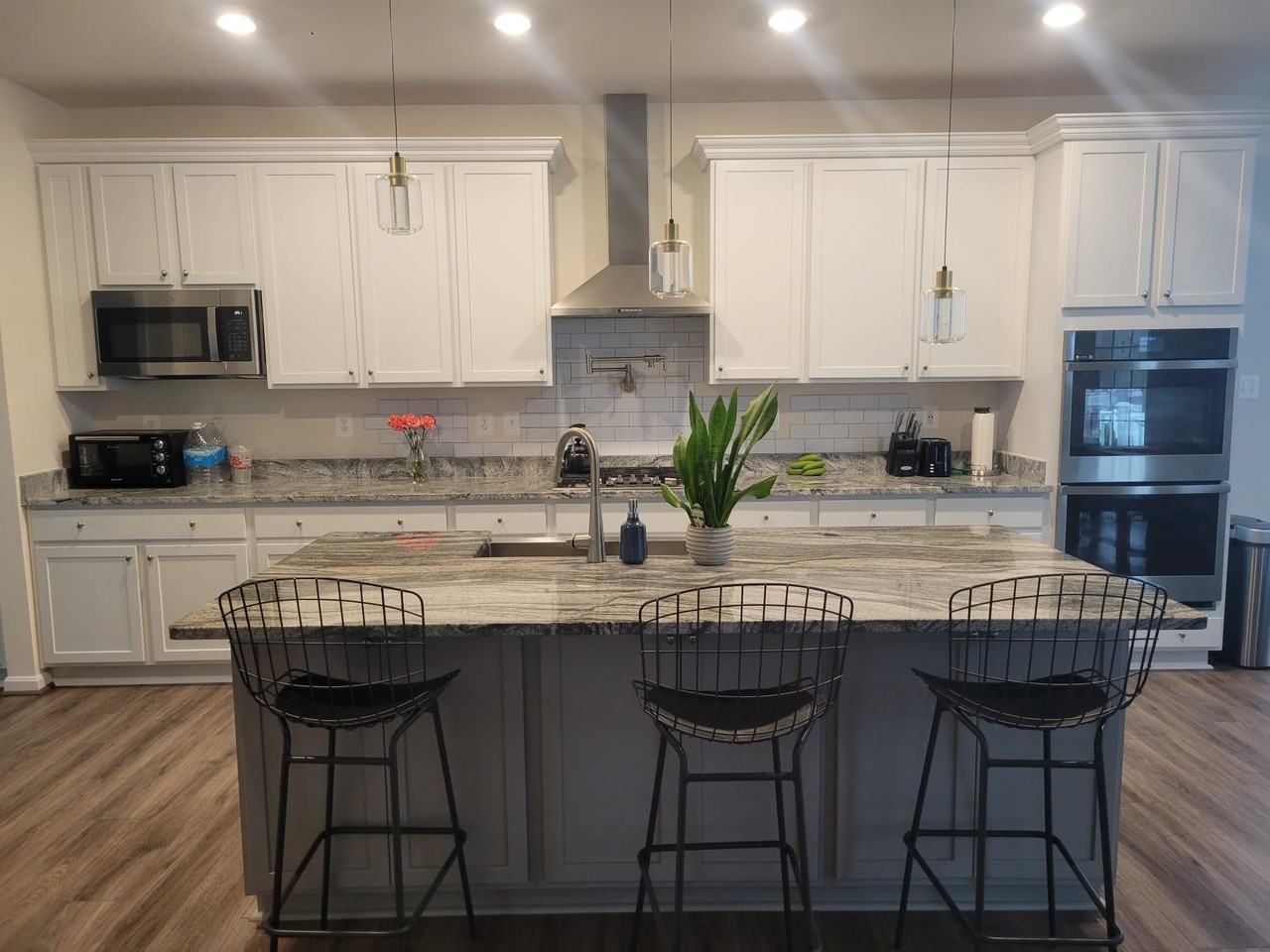 16208 Tortola Dr - Photo 3 of 15