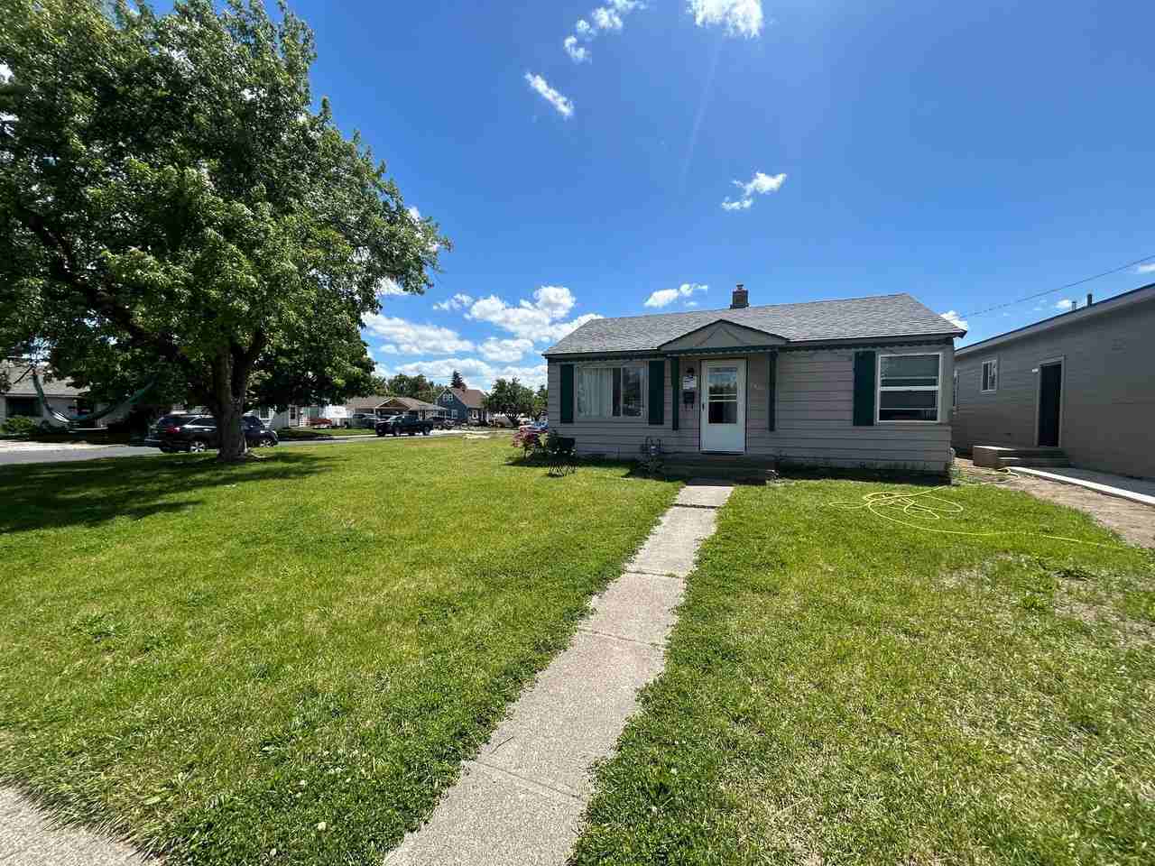 2405 W Columbia Ave - Photo 2 of 16