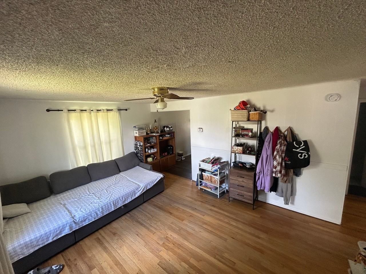2405 W Columbia Ave - Photo 5 of 16