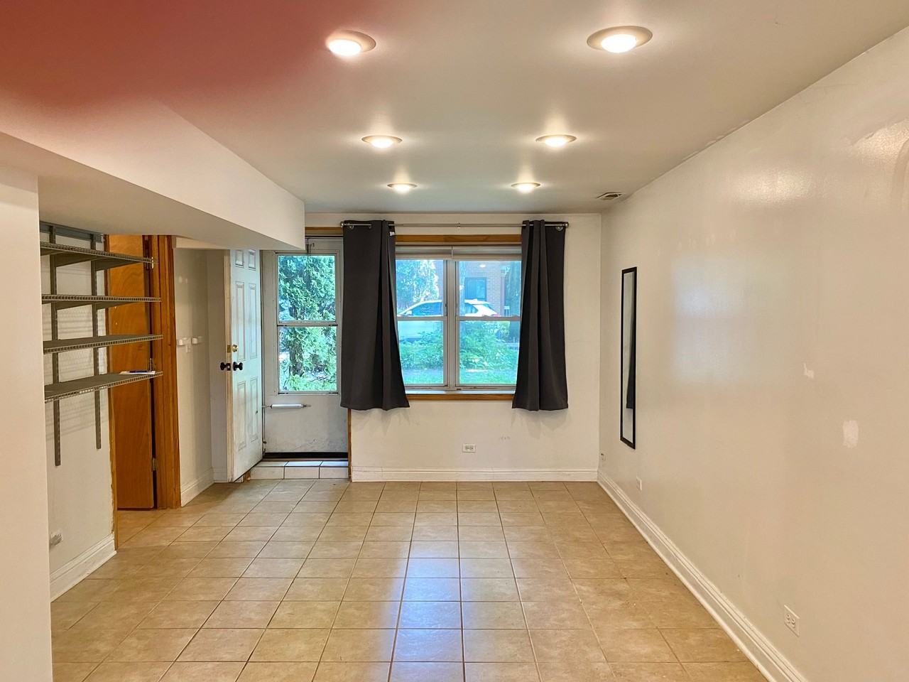 1228 W 33rd St #1 - Photo 4 of 13