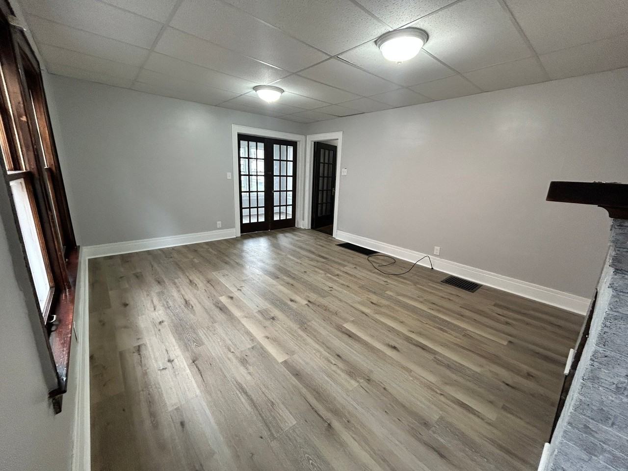 710 W Colvin St #710-1stFL - Photo 2 of 16