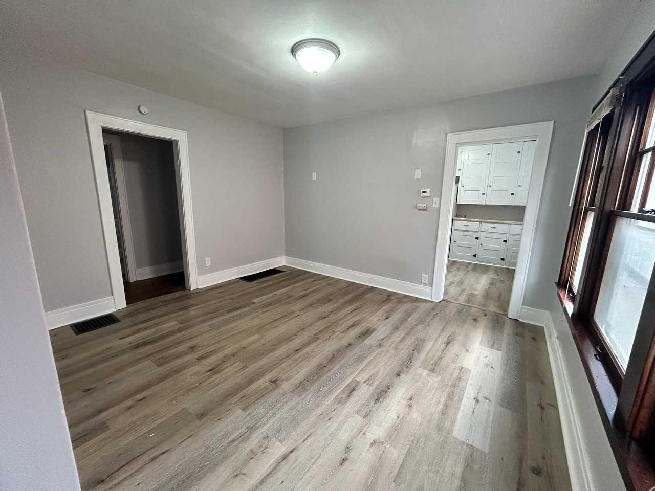 710 W Colvin St #710-1stFL - Photo 5 of 16