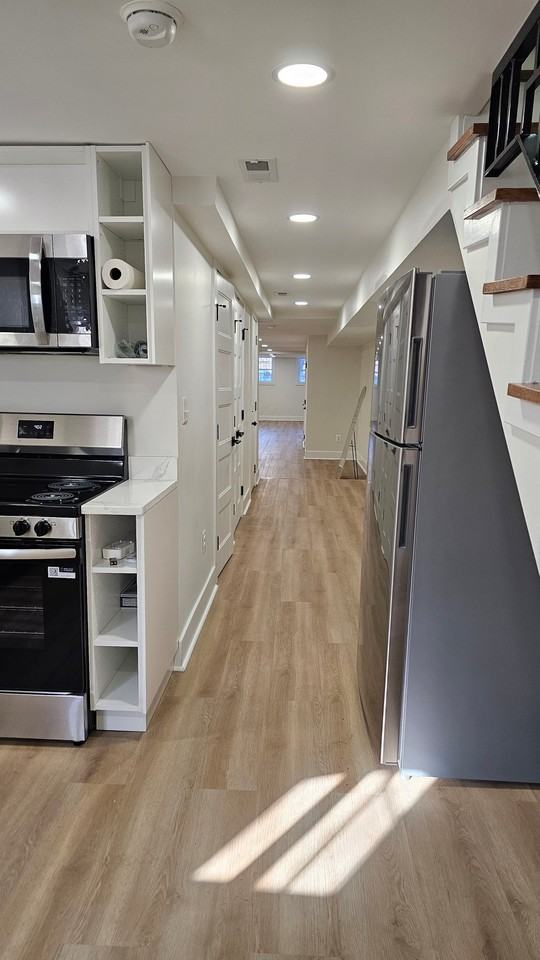 2933 N Charles St #B - Photo 5 of 16