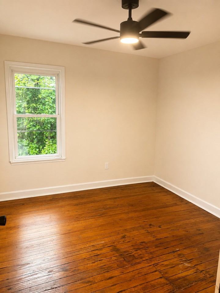 31 Elmont Ave - Photo 6 of 19