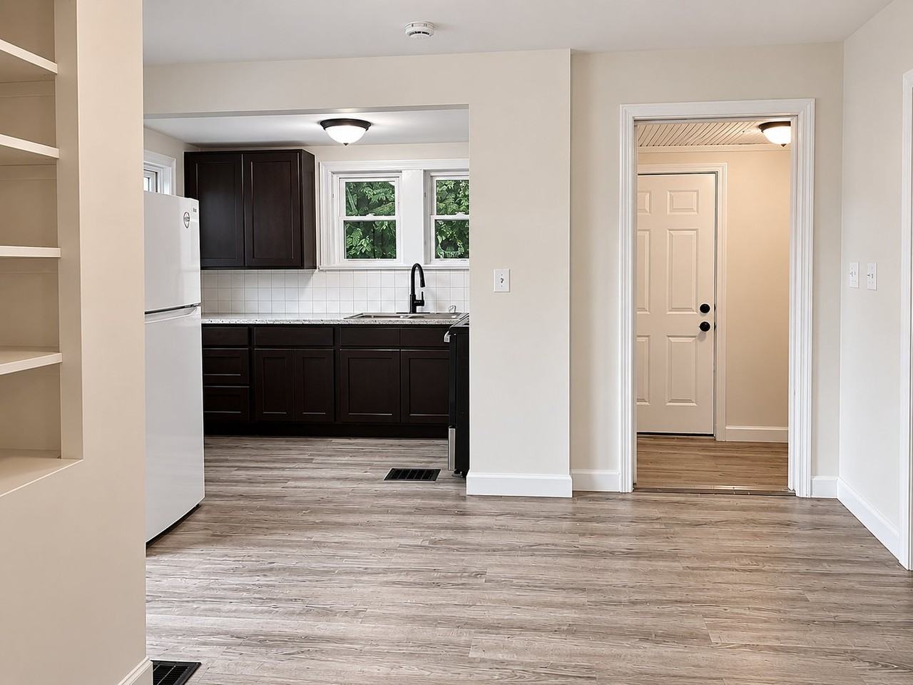 31 Elmont Ave - Photo 7 of 19