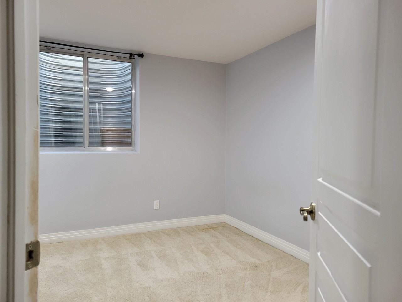 2807 S Nelson St - Photo 4 of 26