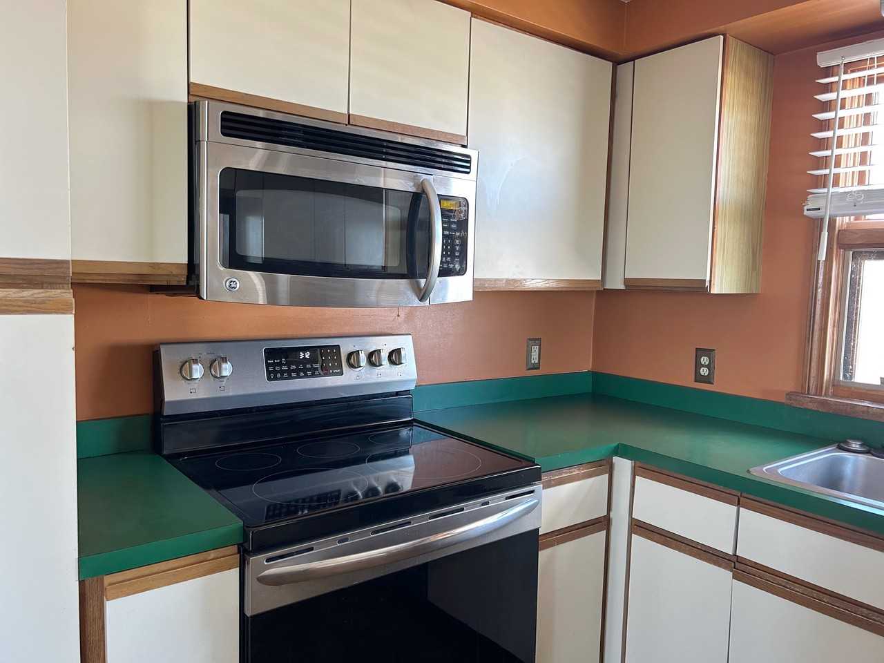 190 Kings Hwy #A14 - Photo 5 of 13