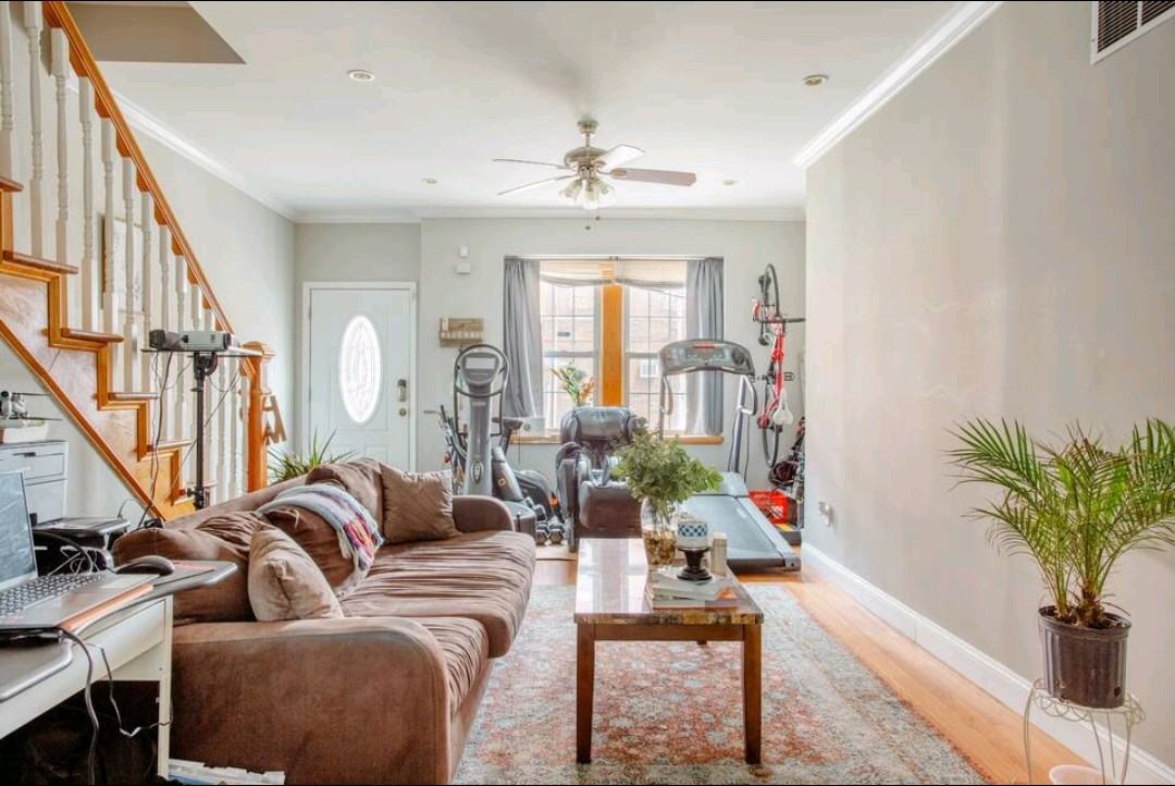 1728 S 18th St #NA - Photo 4 of 9