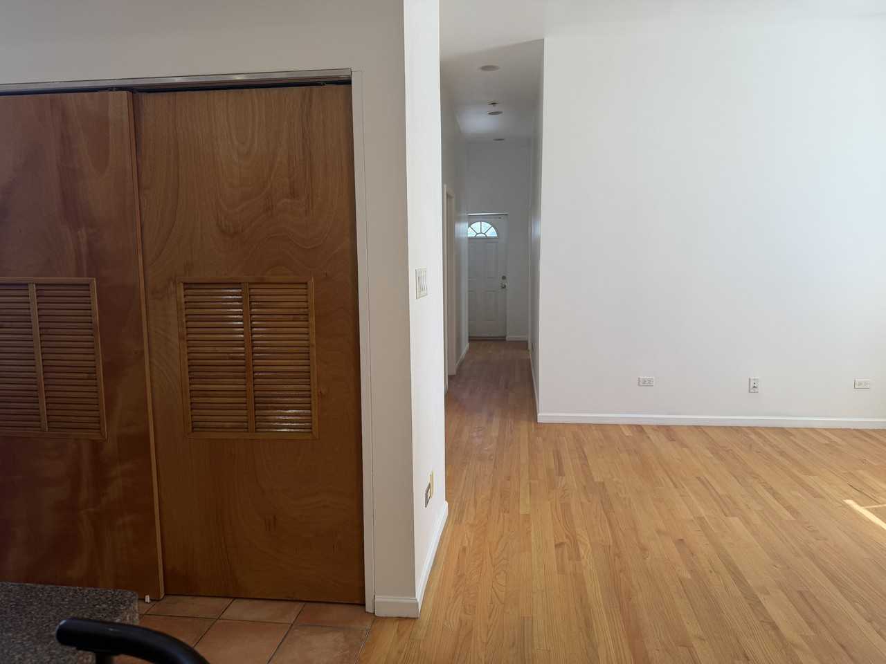 3259 W North Ave #2R - Photo 3 of 10