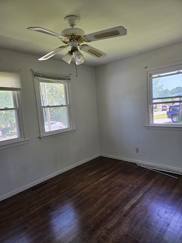 603 Westside Dr #NA - Photo 4 of 8