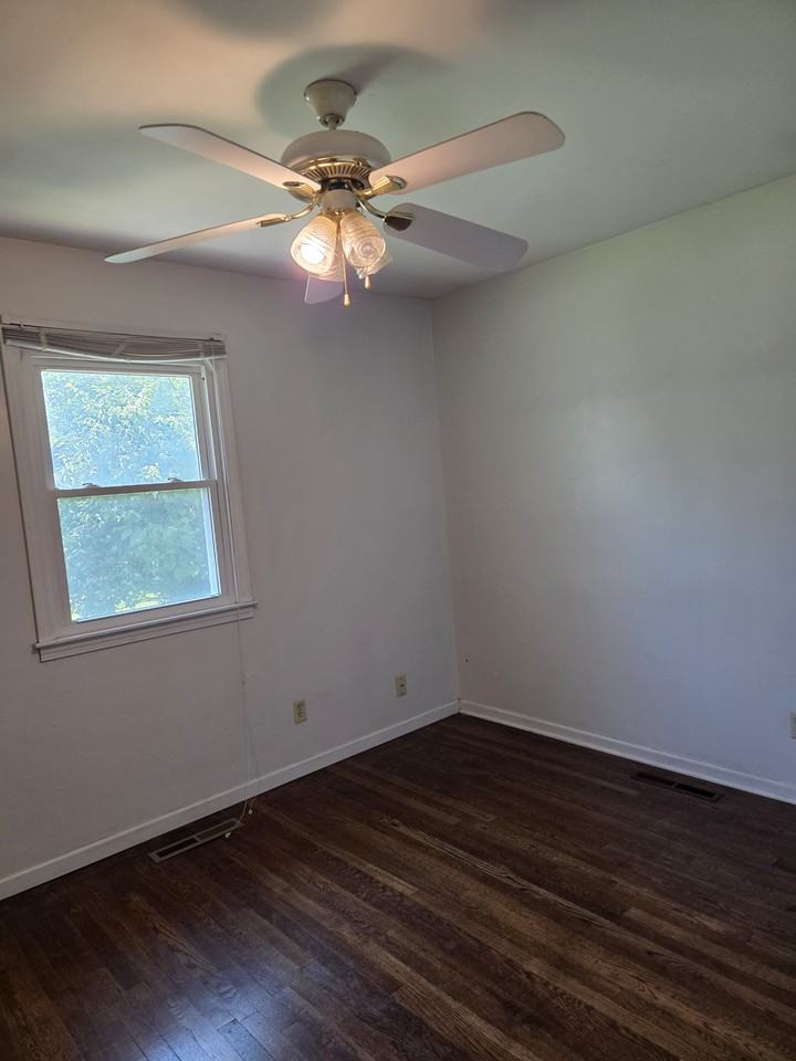 603 Westside Dr #NA - Photo 5 of 8