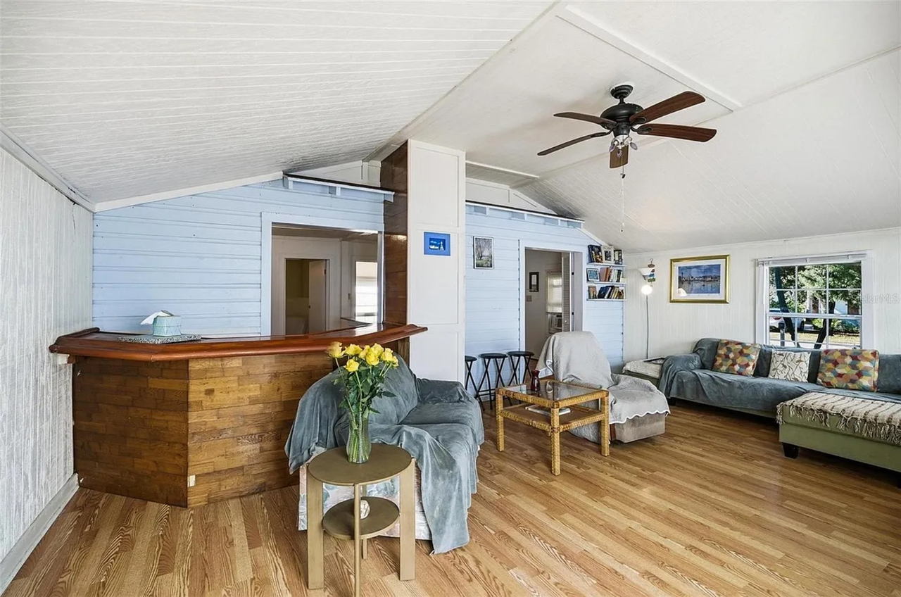 1405 S Flagler Ave #NA - Photo 2 of 12