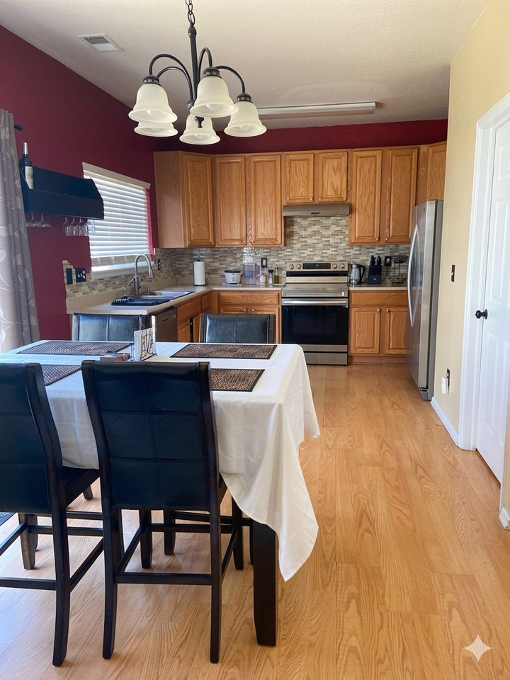 116 S Fraser Ct #NA - Photo 5 of 8