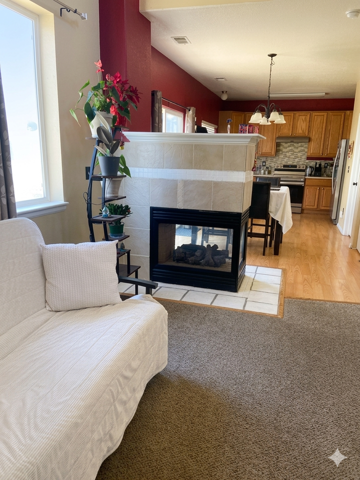 116 S Fraser Ct #NA - Photo 6 of 8