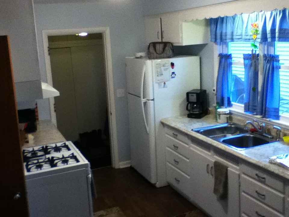 907 W 8th Ave #NA - Photo 4 of 19