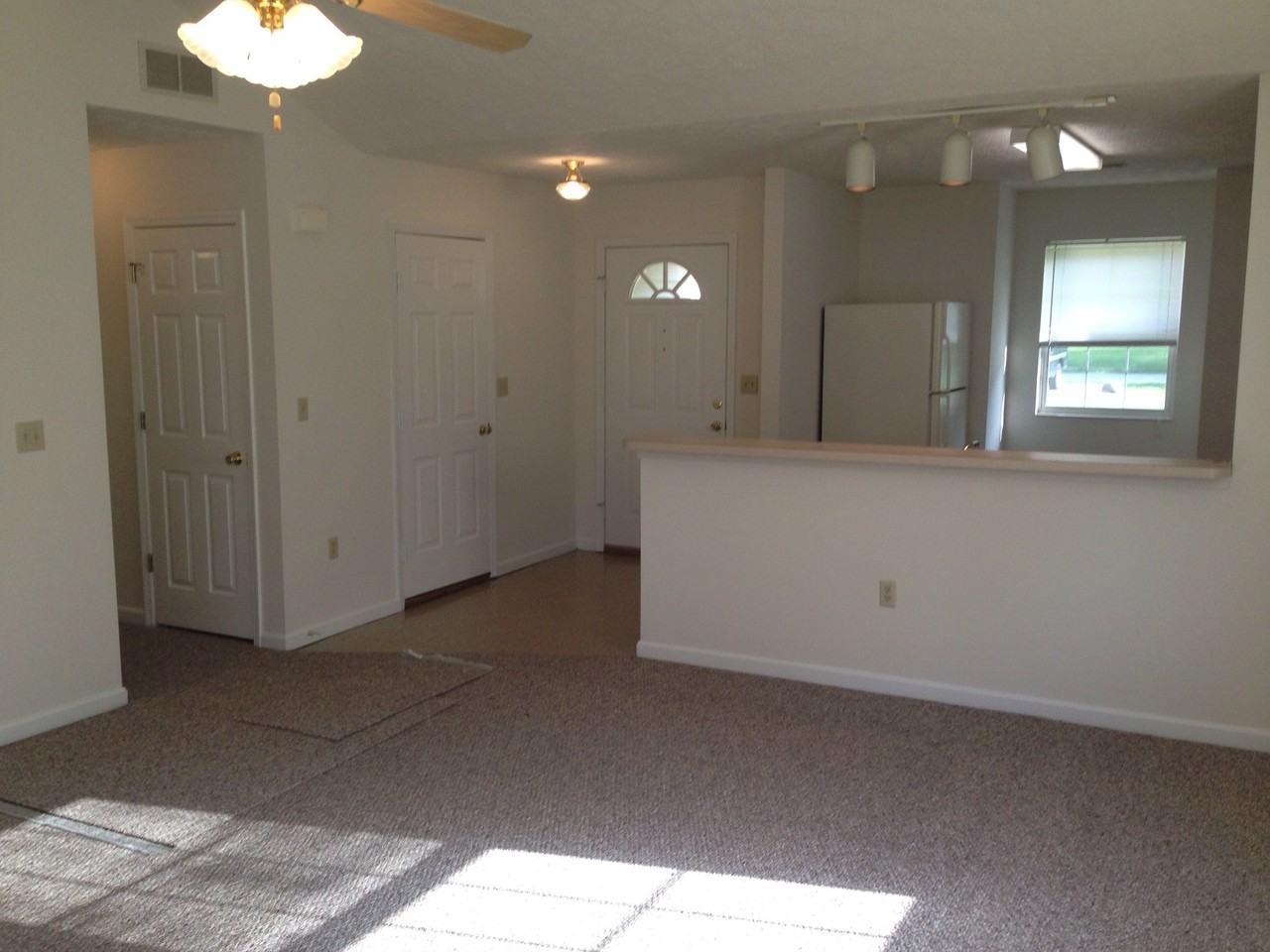 115 Del Acres Dr #A - Photo 3 of 3