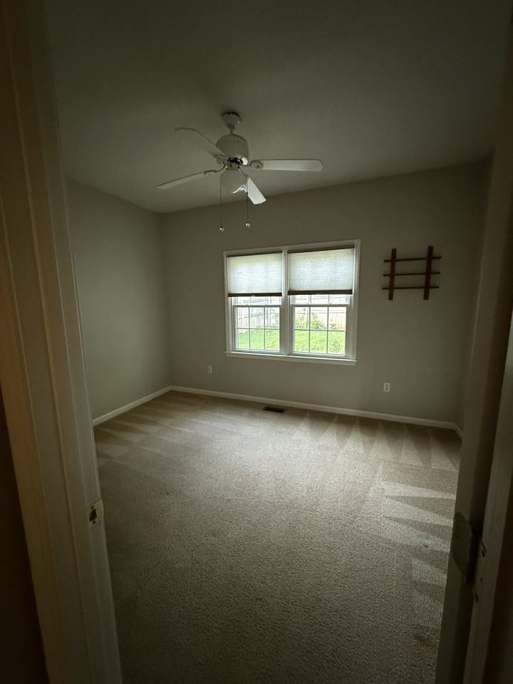 307 Lake Lennox Dr #NA - Photo 7 of 13