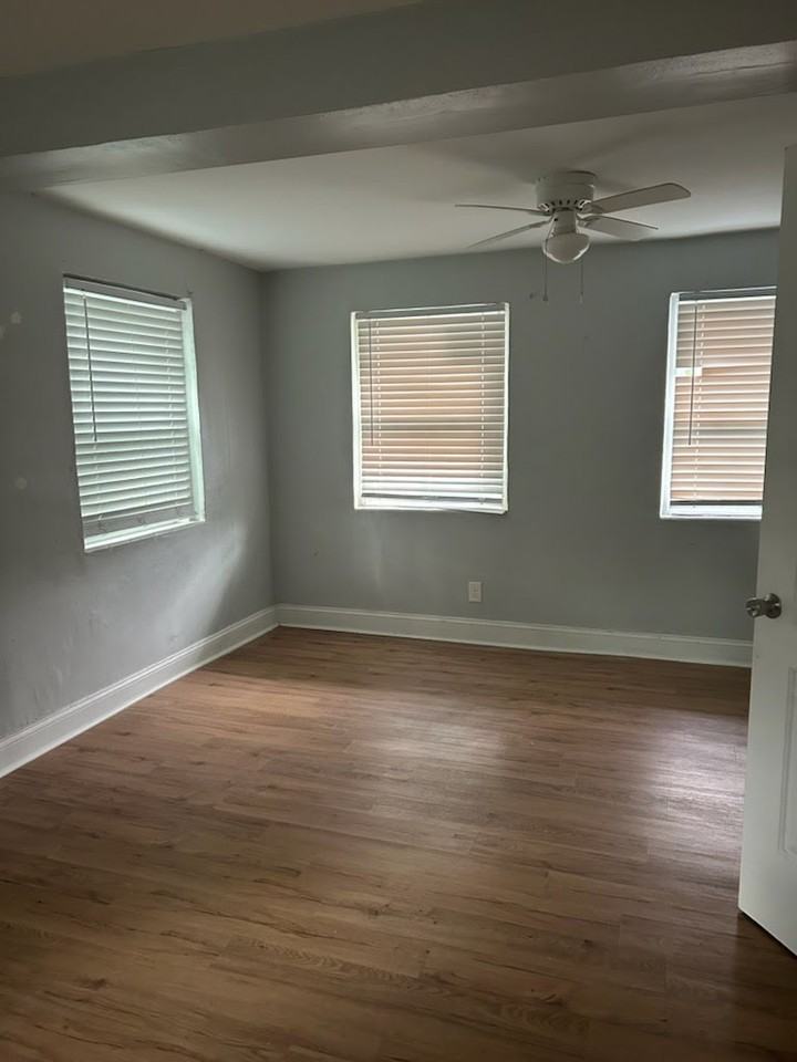 1517 Greenridge Rd #1 - Photo 2 of 7