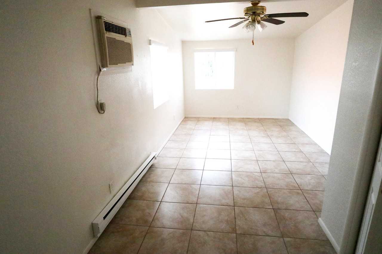 216 Whitton St #NA - Photo 7 of 12