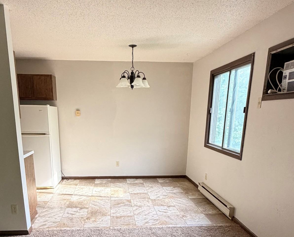 Village Green Apartments - Holloway - Photo 5 of 13