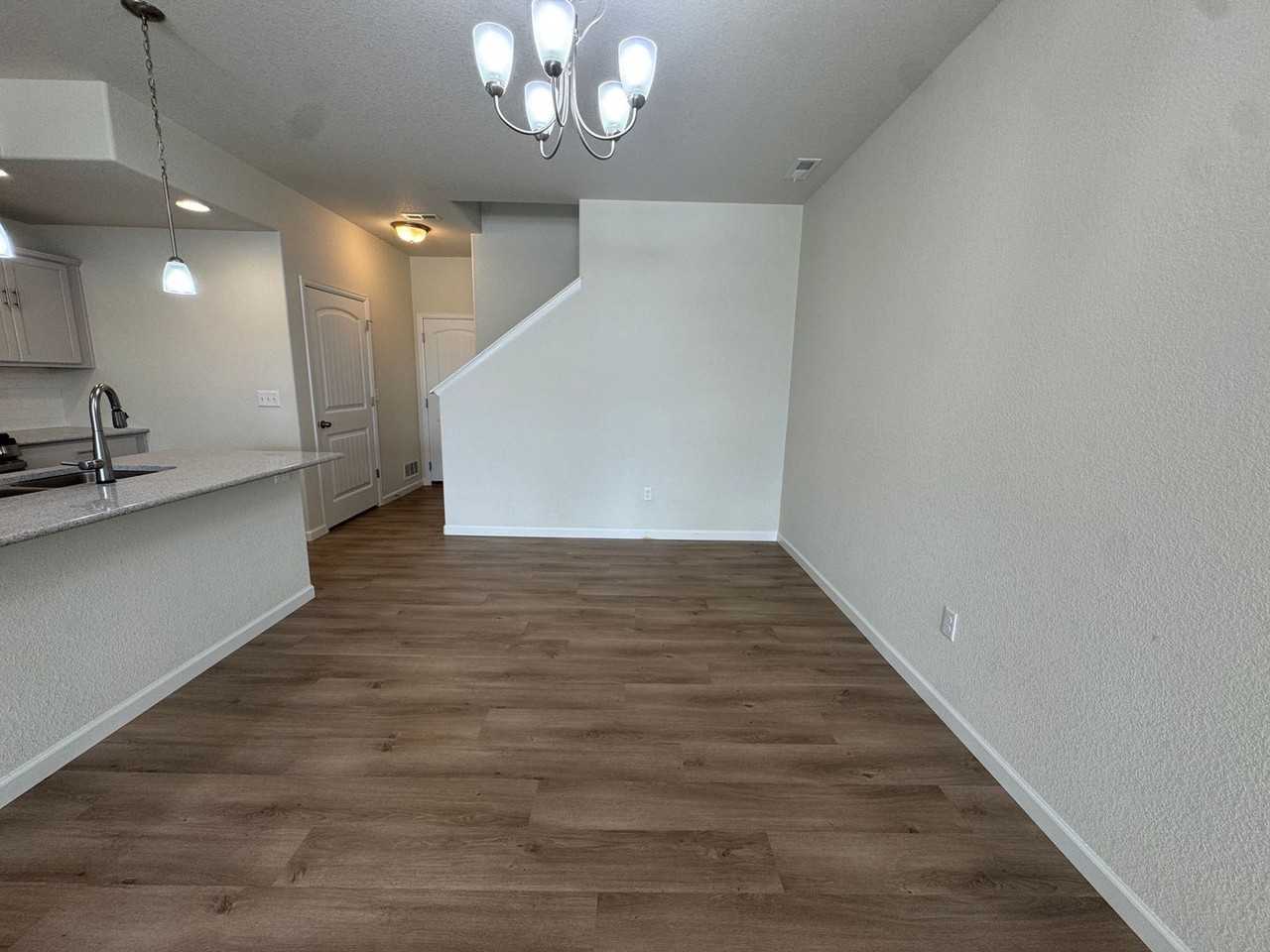 894 Petra Hts - Photo 4 of 18