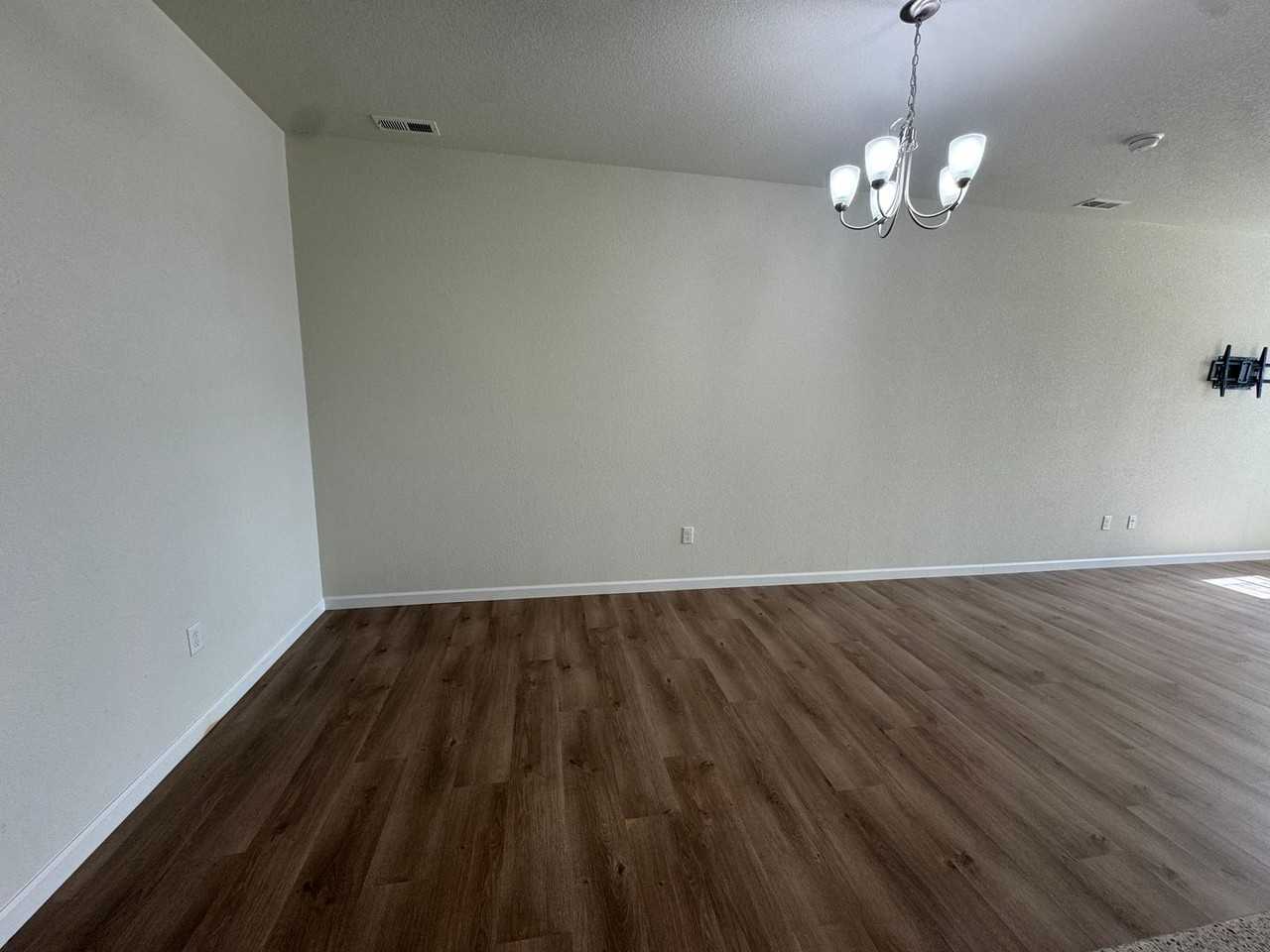 894 Petra Hts - Photo 5 of 18