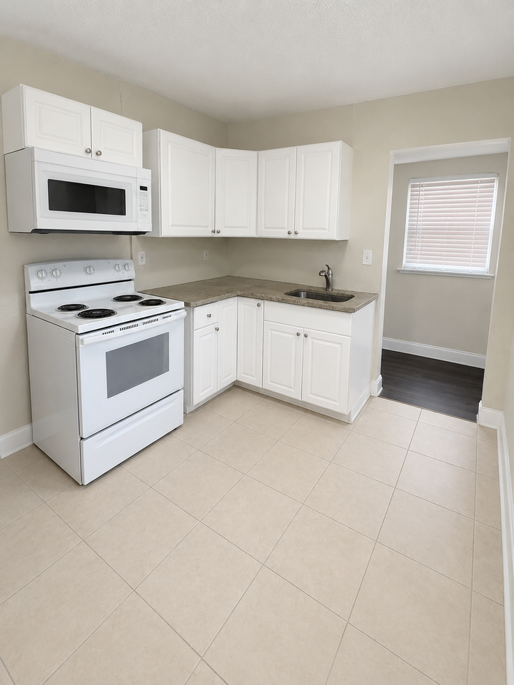 725 21st Ave S #A - Photo 5 of 17