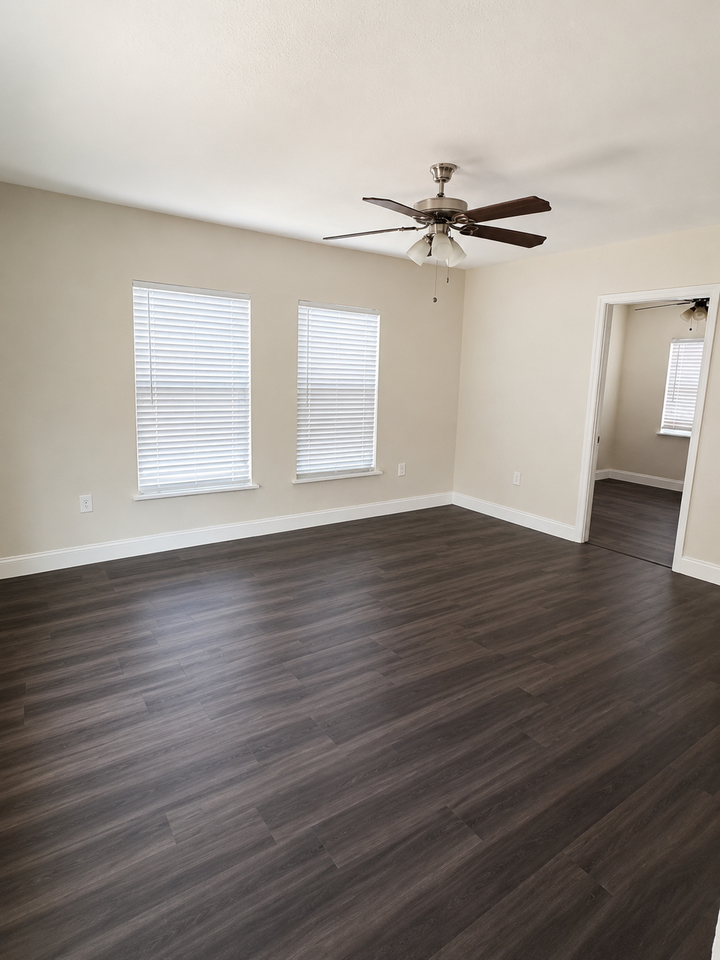 725 21st Ave S #A - Photo 7 of 17