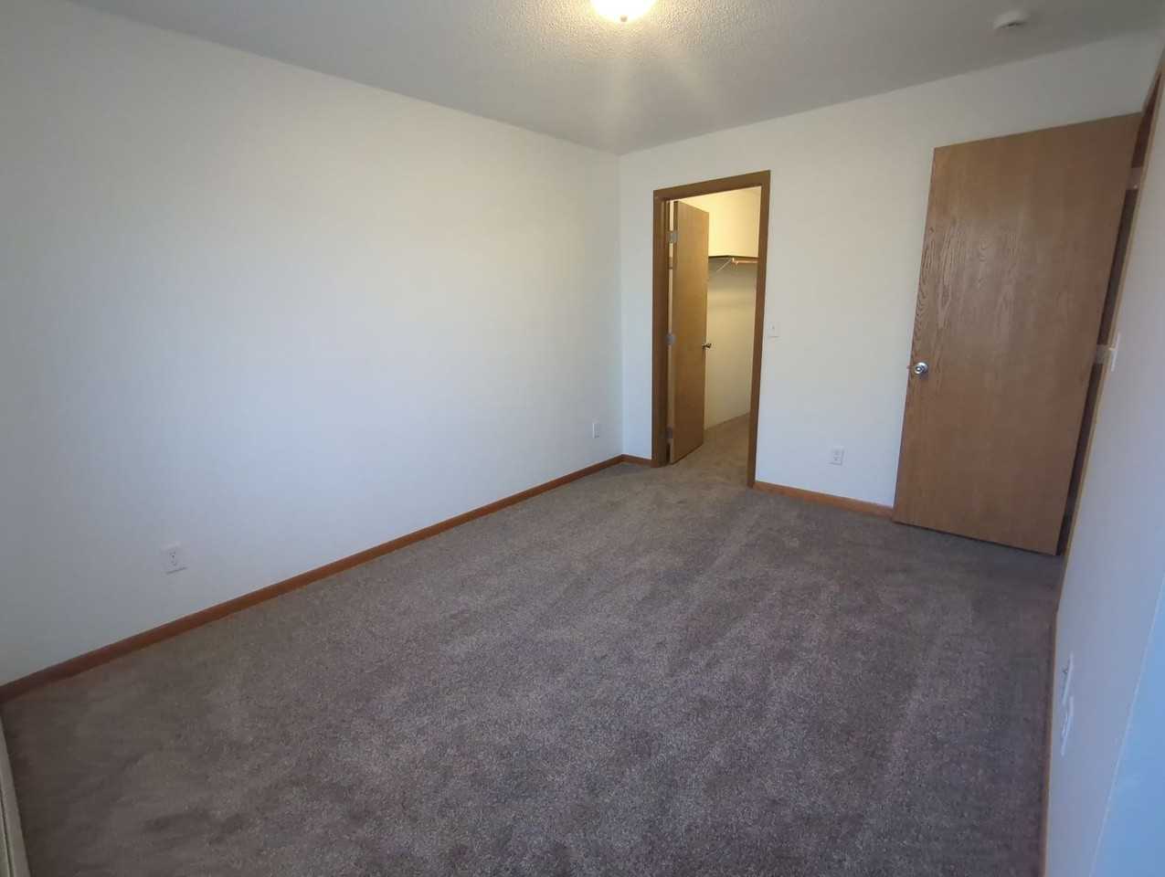 Regency East Apartments - Photo 3 of 21