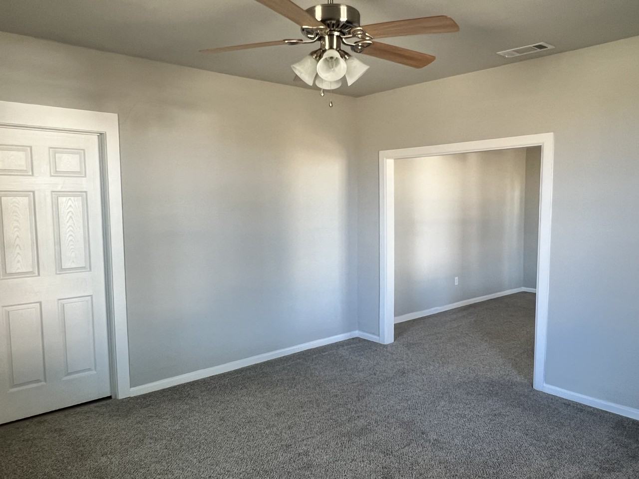 309A S Dallas St #NA - Photo 3 of 10