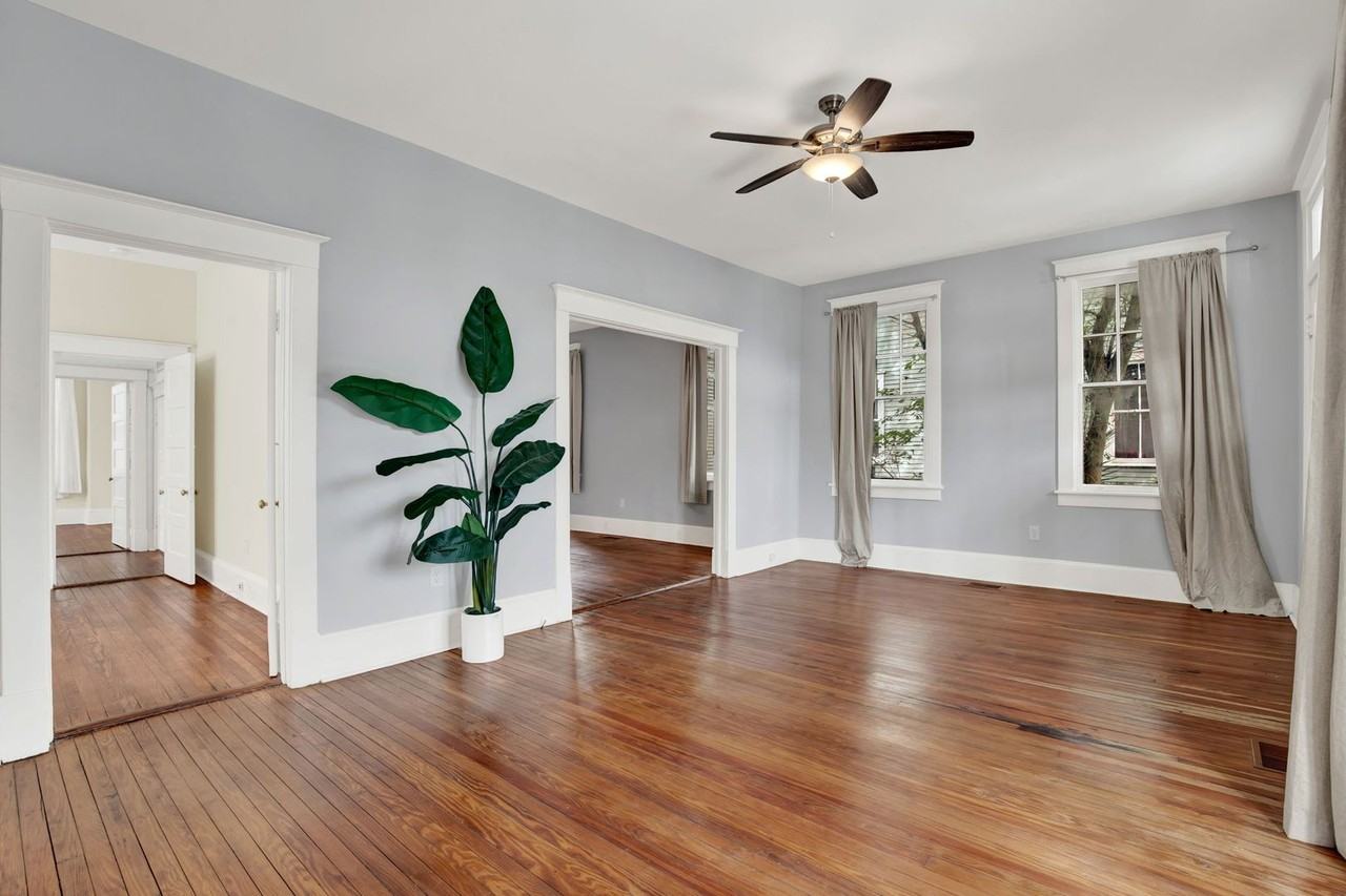 25 E 33rd St - Photo 5 of 31