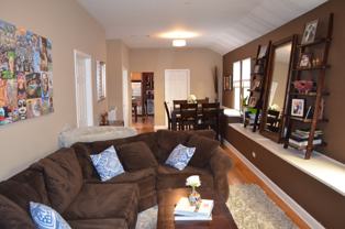 1820 N Marshfield Ave - Photo 1 of 1