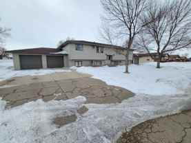 1319 32nd Ave SW - Photo 1 of 1