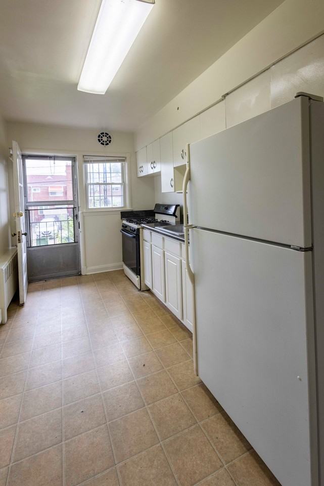 Apartment for rent in Loch Raven - Photo 2 of 18