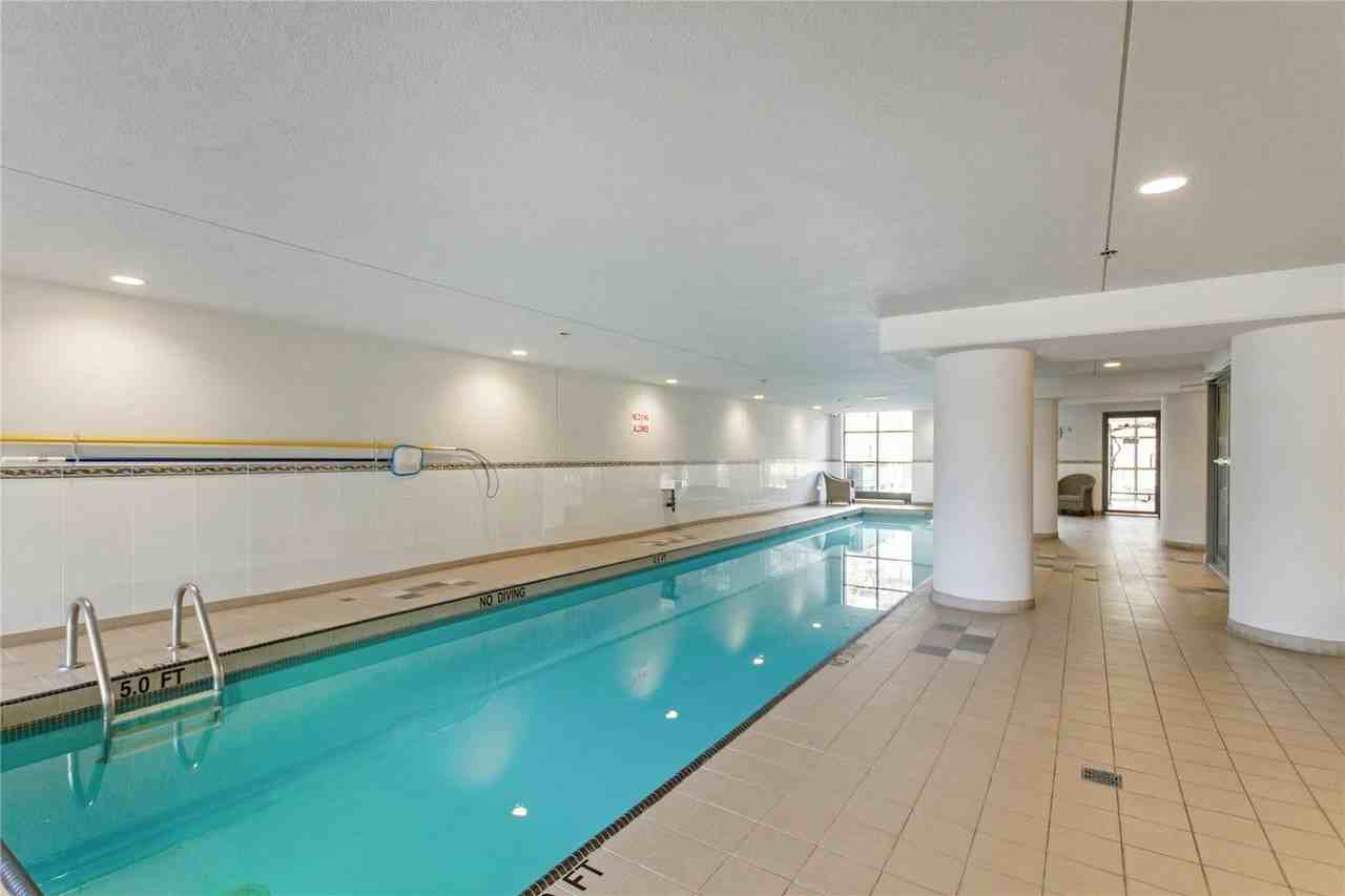 1088 Quebec St - Photo 7 of 10