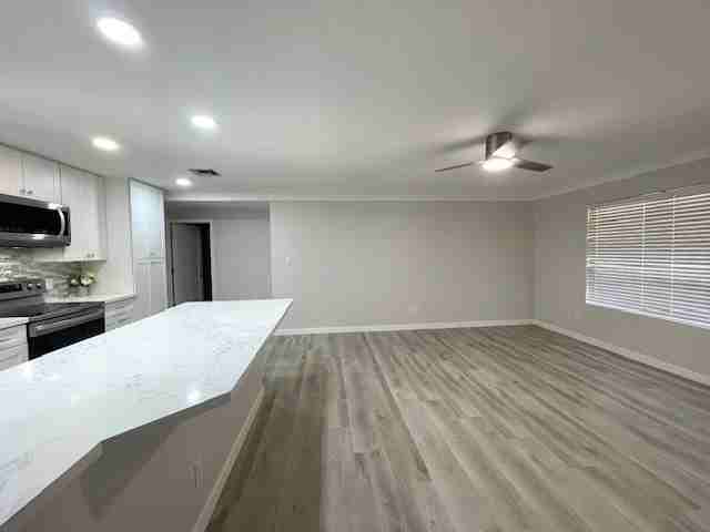 705 E Kachina Ave #1 - Photo 3 of 16