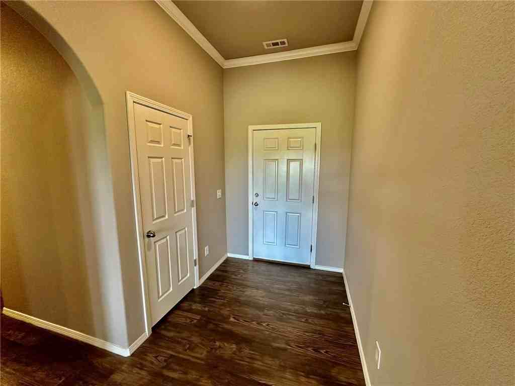 433 N Drewrys Bluff Dr - Photo 3 of 33
