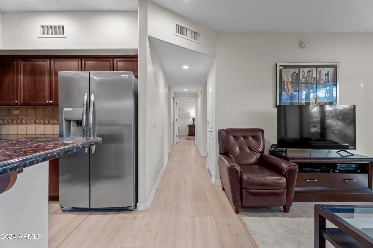 20660 N 40th St #1154 - Photo 5 of 41